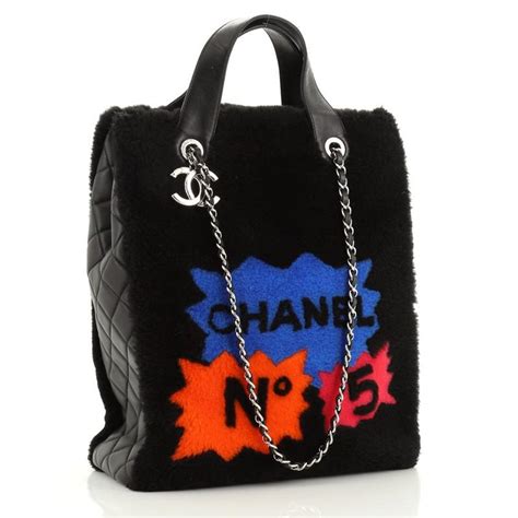 chanel no 5 comic bag